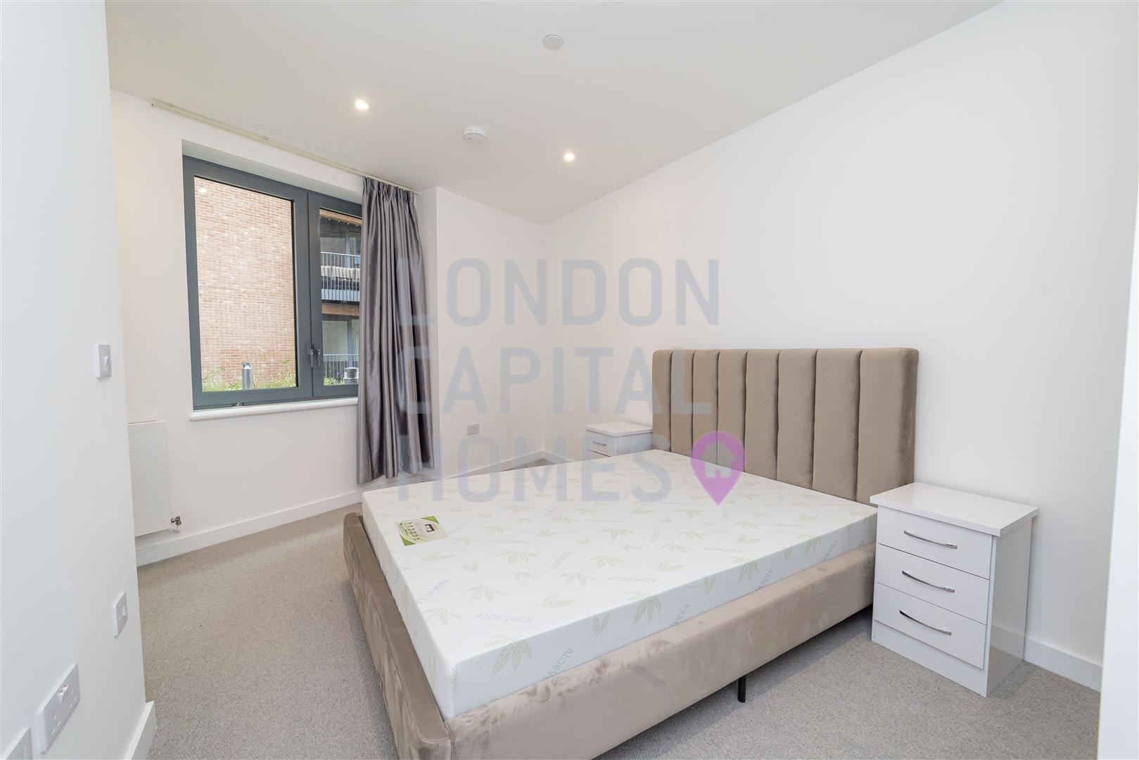 Skyline Apartments, 11 Makers Yard, London
